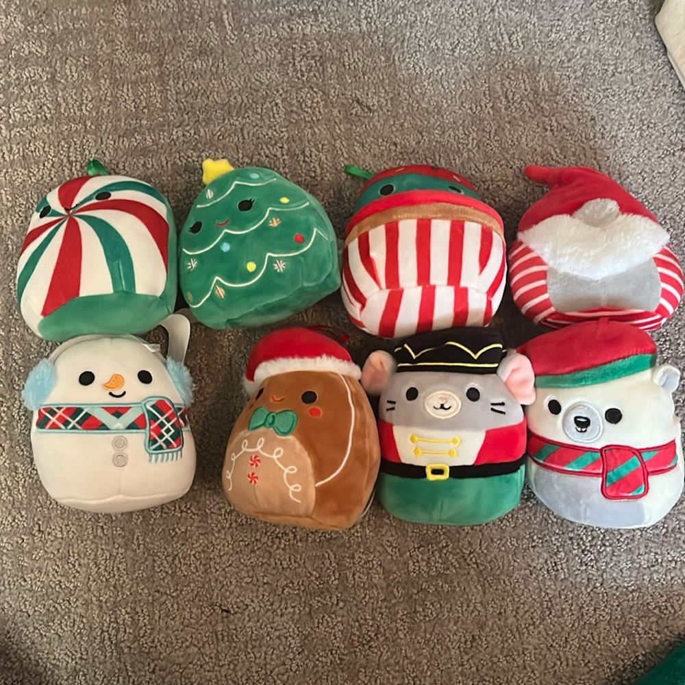 Holiday Squishmallow Minis